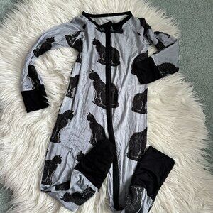 Rosie River black cat bamboo zippy size 2T // 3701